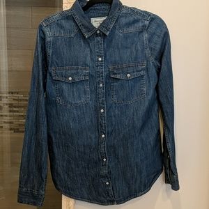 Abercrombie and Fitch denim button up shirt Medium